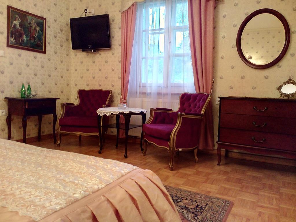 Dworek Ojca Mateusza Sandomierz Bagian luar foto