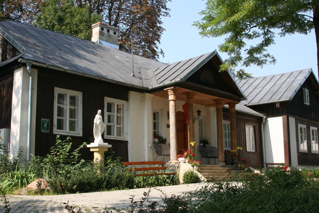 Dworek Ojca Mateusza Sandomierz Bagian luar foto